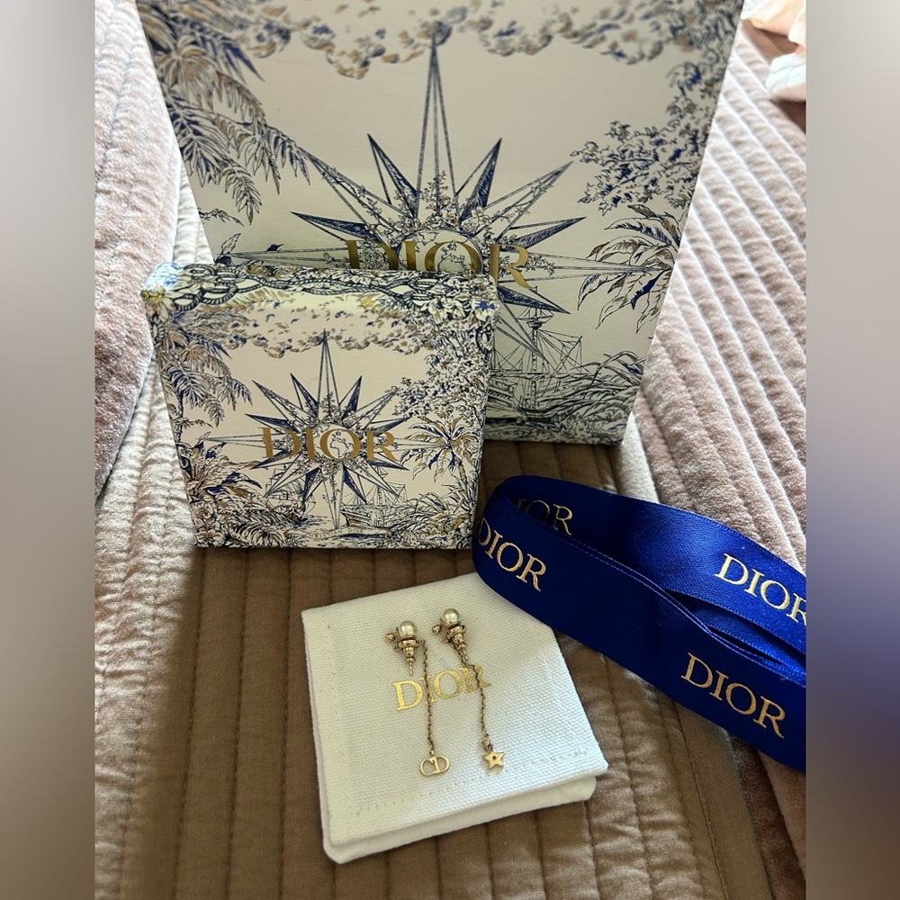 Christian Dior La Petite Tribale Drop Earings